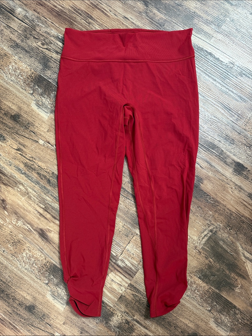 Lululemon Awakening HR Tight 25" Red Size 12